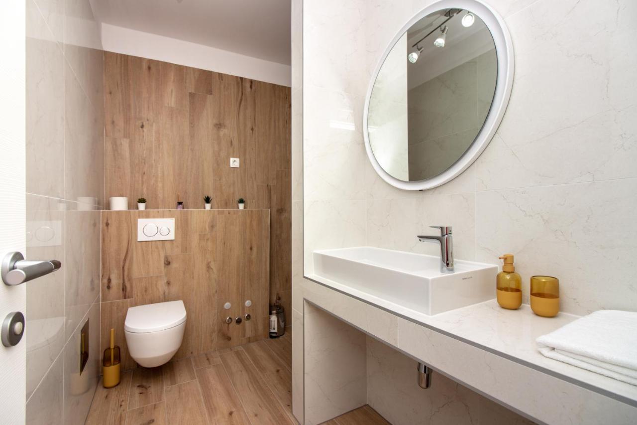 Bura2 , With Private Parking In The Garage Apartment Split Ngoại thất bức ảnh