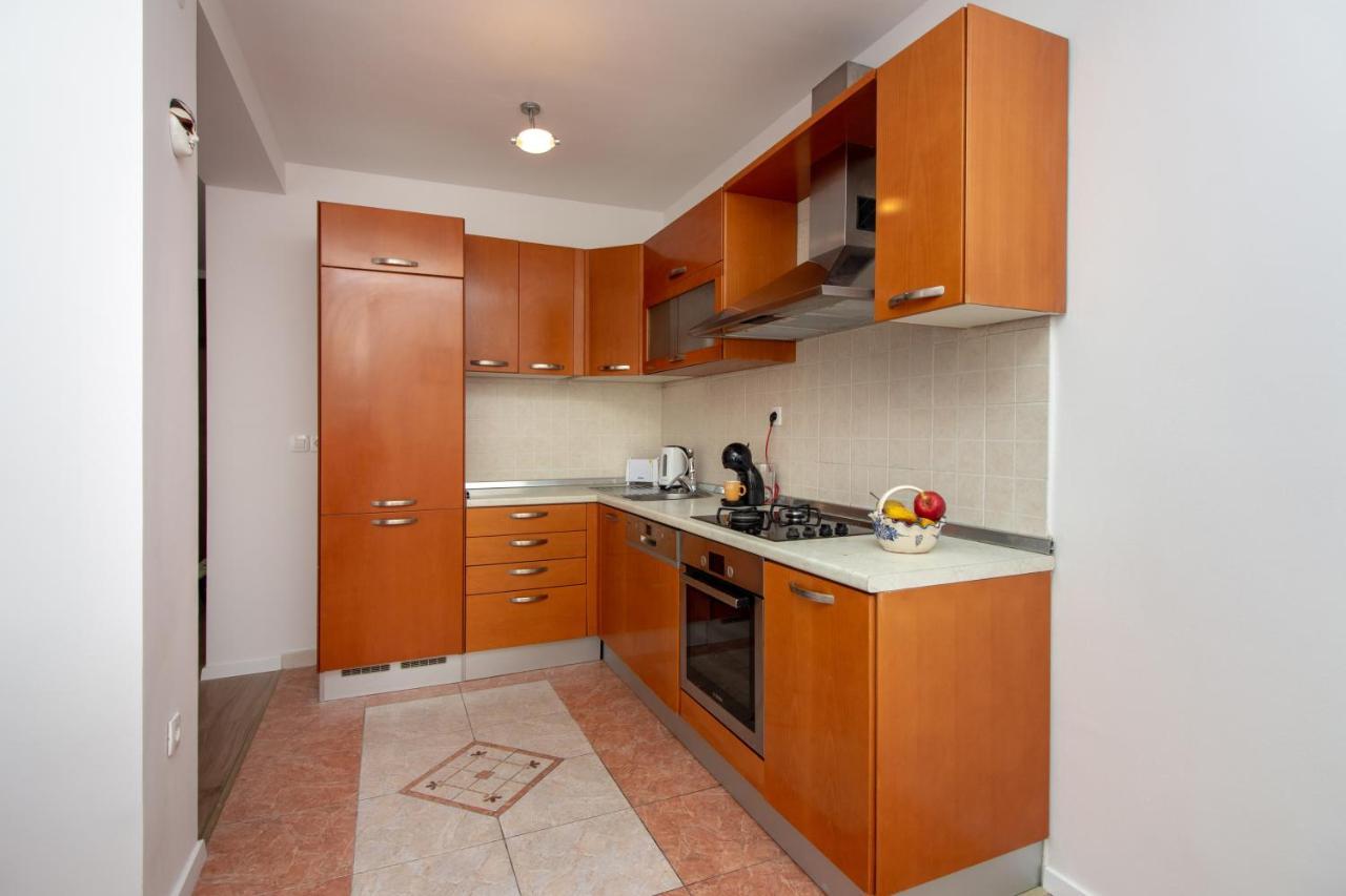 Bura2 , With Private Parking In The Garage Apartment Split Ngoại thất bức ảnh