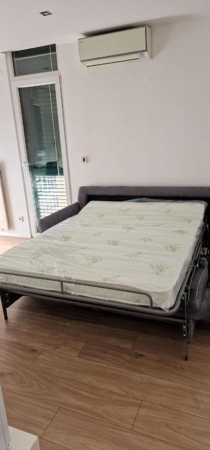Bura2 , With Private Parking In The Garage Apartment Split Ngoại thất bức ảnh